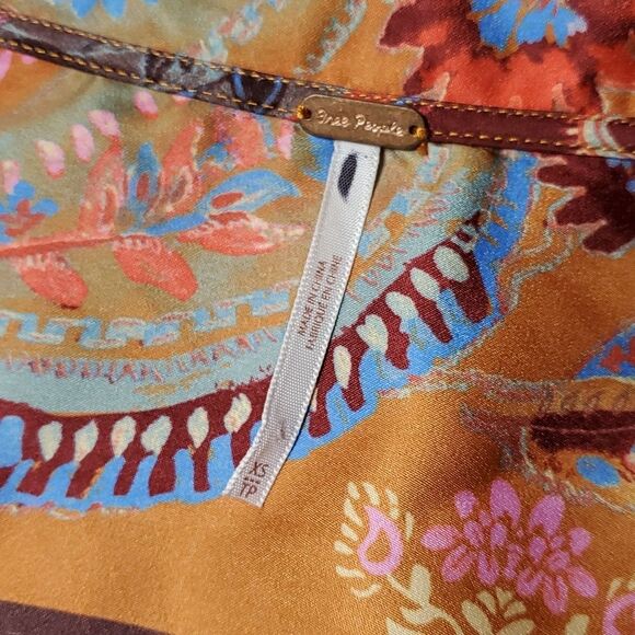 Free People Lana Paisley Print Surplice/Wrap Cropped Blouse - Picture 2 of 6